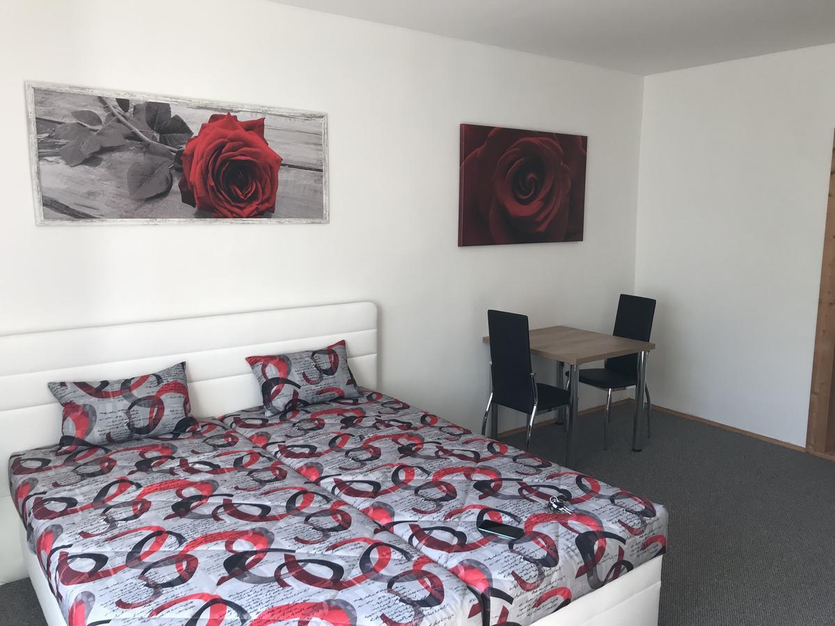Apartment Dominika Strupcice Экстерьер фото